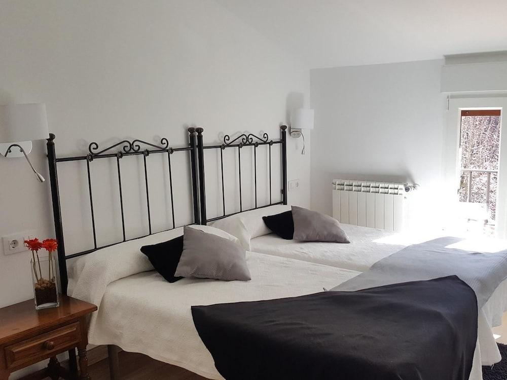 Hostal Nevandi Espinama Kültér fotó