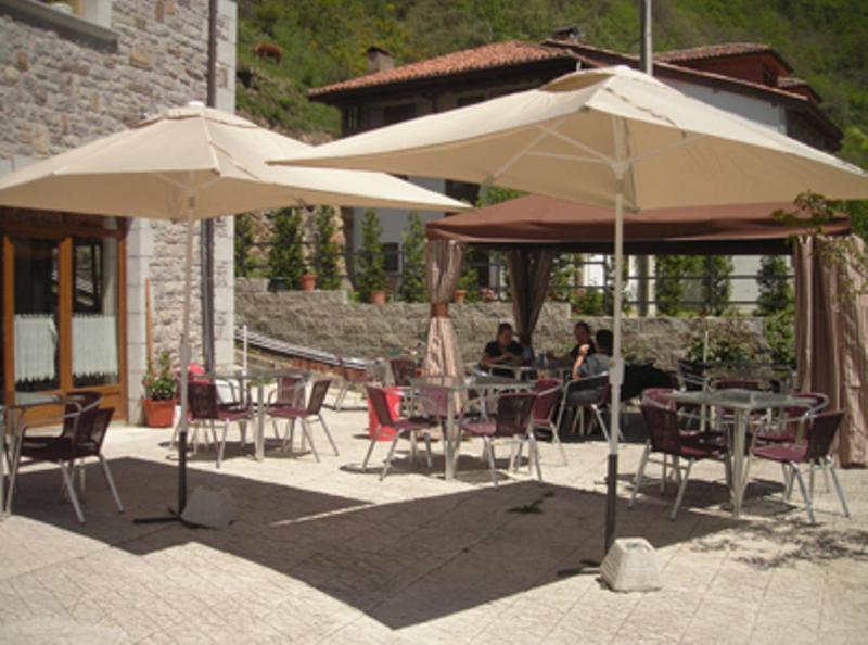 Hostal Nevandi Espinama Kültér fotó