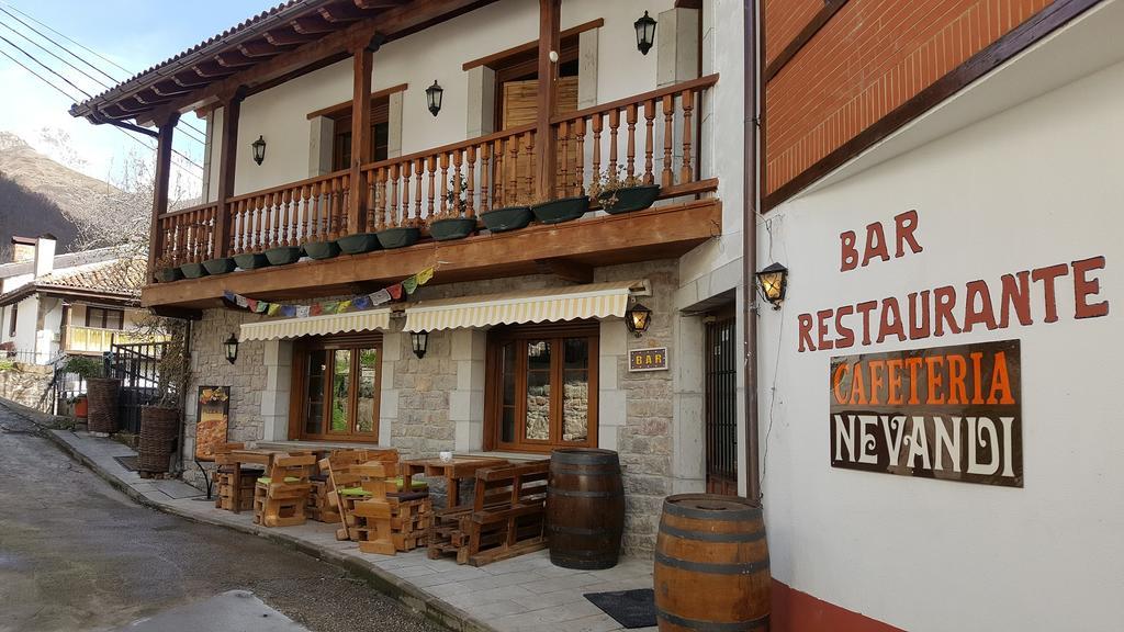 Hostal Nevandi Espinama Kültér fotó