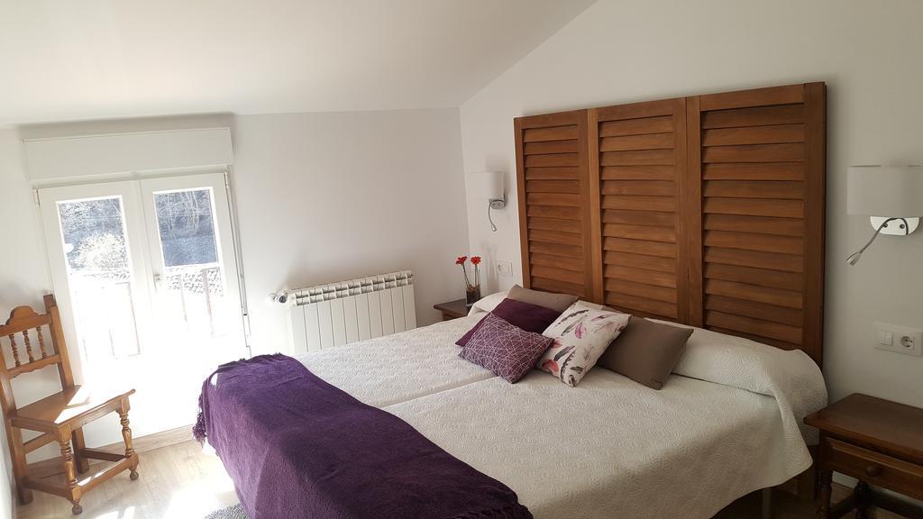 Hostal Nevandi Espinama Kültér fotó